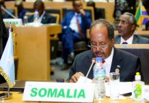 فيديو.. كلمة رئيس الصومال أمام القمة العربية – الإسلامية المشتركة في الرياض فيديو.. كلمة رئيس الصومال أمام القمة العربية - الإسلامية المشتركة في الرياض