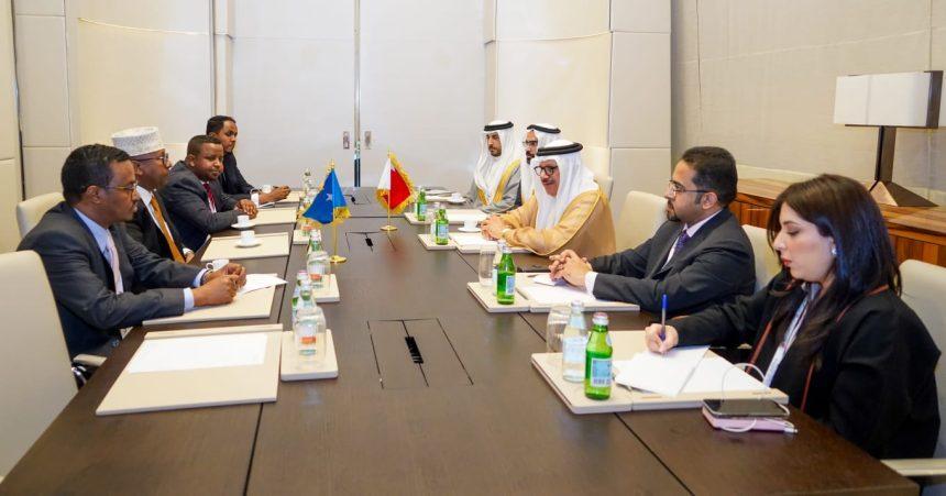 وزير الخارجية يلتقي بنظيره البحريني في الدوحة