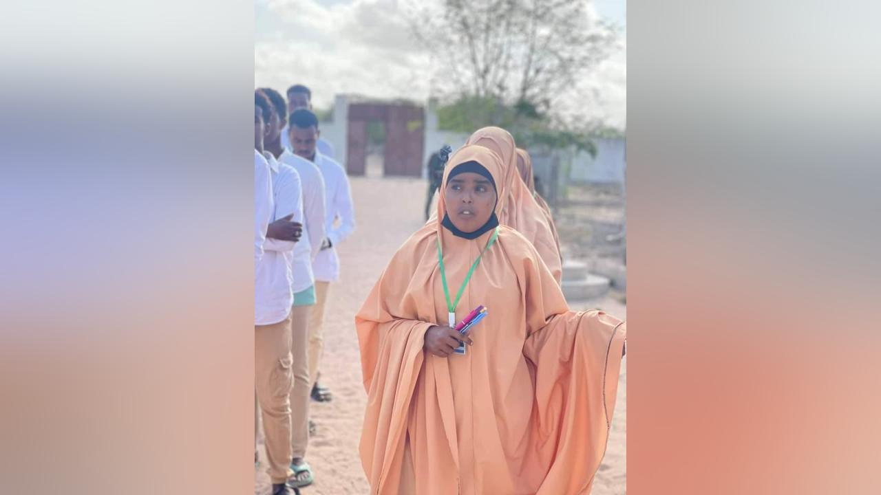 طلاب مدينة عيل طير يؤدون الامتحانات الثانوية لأول مرة منذ 33 عاما طلاب مدينة عيل طير يؤدون الامتحانات الثانوية لأول مرة منذ 33 عاما