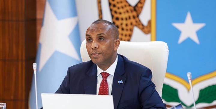 رئيس الوزراء الصومالي يدعو إلى وقف الاشتباكات القبلية في “لوق” رئيس الوزراء الصومالي يدعو إلى وقف الاشتباكات القبلية في “لوق”