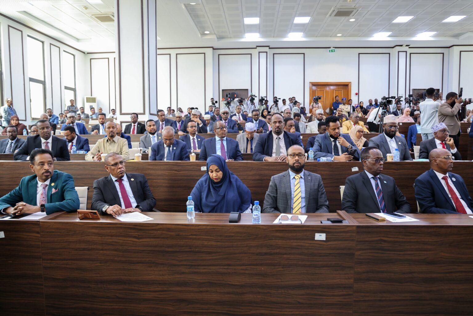 إلغاء اجتماع لمجلس الشعب الصومالي لعدم اكتمال النصاب القانوني إلغاء اجتماع لمجلس الشعب الصومالي لعدم اكتمال النصاب القانوني