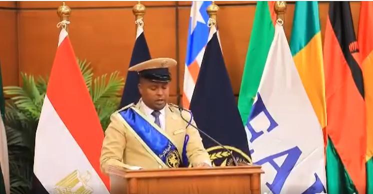 ضباط من الشرطة الوطنية يشاركون في دورة تدريبية حول مكافحة الإرهاب في القاهرة ضباط من الشرطة الوطنية يشاركون في دورة تدريبية حول مكافحة الإرهاب في القاهرة