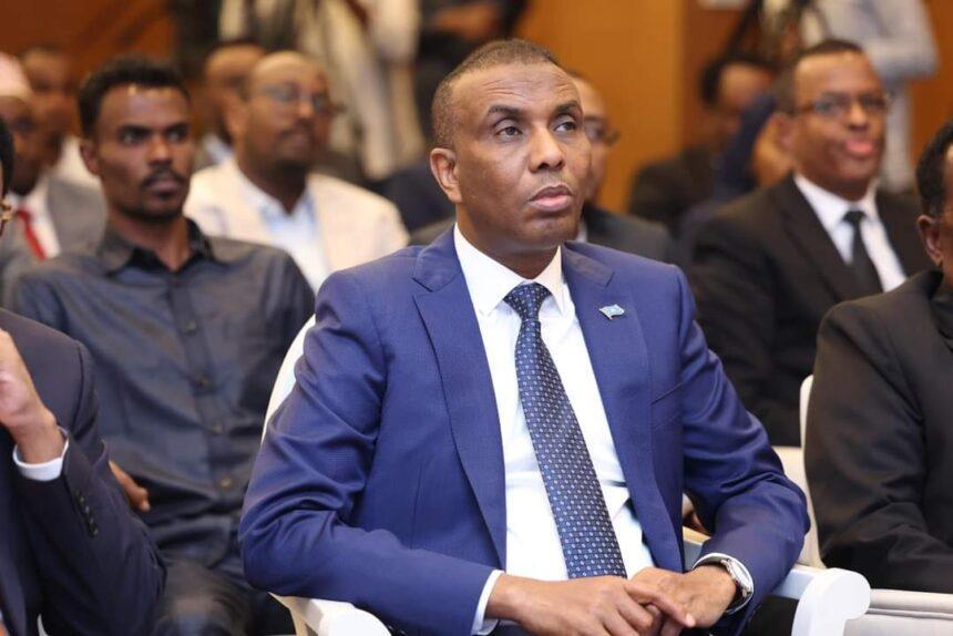 رئيس الوزراء يشارك في مناسبة لإستعراض تقرير الإدارة المالية رئيس الوزراء يشارك في مناسبة لإستعراض تقرير الإدارة المالية