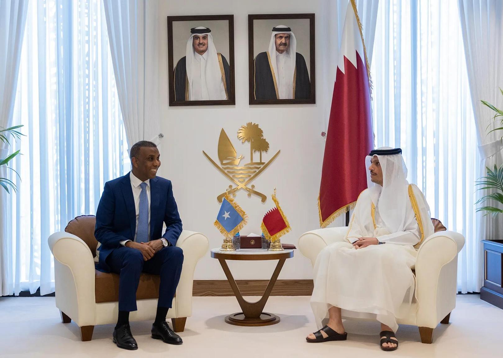 رئيس مجلس الوزراء القطري يؤكد وقوف بلاده الدائم إلى جوار الصومال