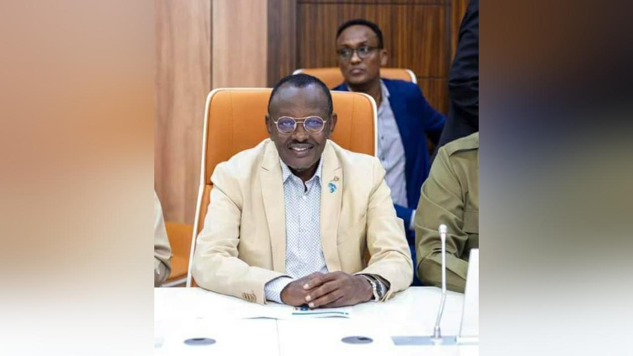 اللواء بشير جامع يفوز في عضوية مجلس الشعب اللواء بشير جامع يفوز في عضوية مجلس الشعب