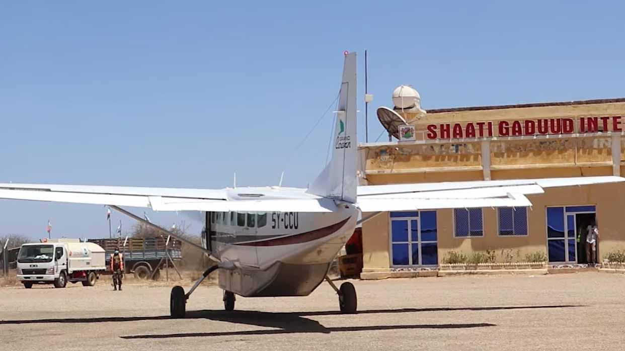 قصف بقذائف الهاون يستهدف مطار بيدوا قصف بقذائف الهاون يستهدف مطار بيدوا