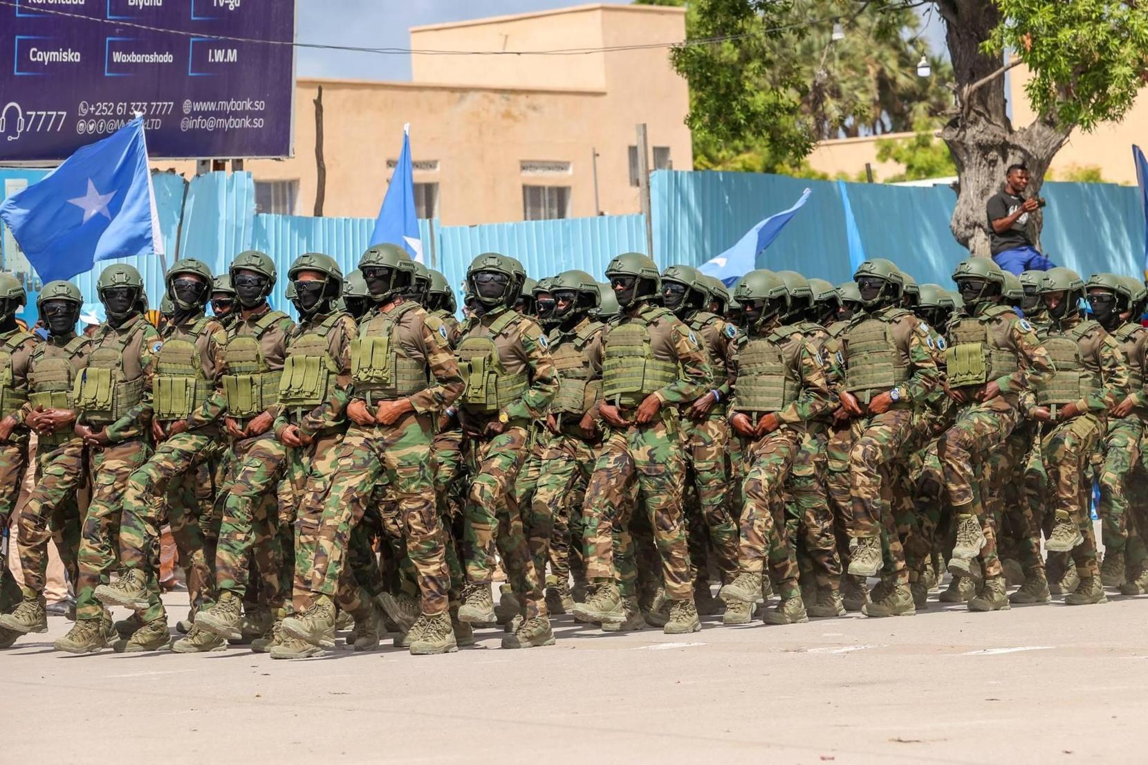 الجيش الصومالي يتعهد بحماية السيادة الداخلية للبلاد الجيش الصومالي يتعهد بحماية السيادة الداخلية للبلاد
