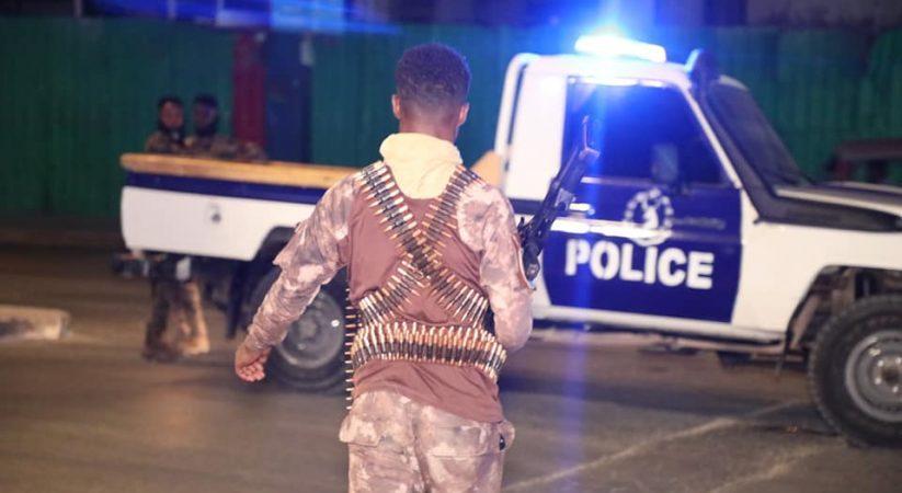 القوات الصومالية تنفذ عملية أمنية في ضواحي مقديشو القوات الصومالية تنفذ عملية أمنية في ضواحي مقديشو