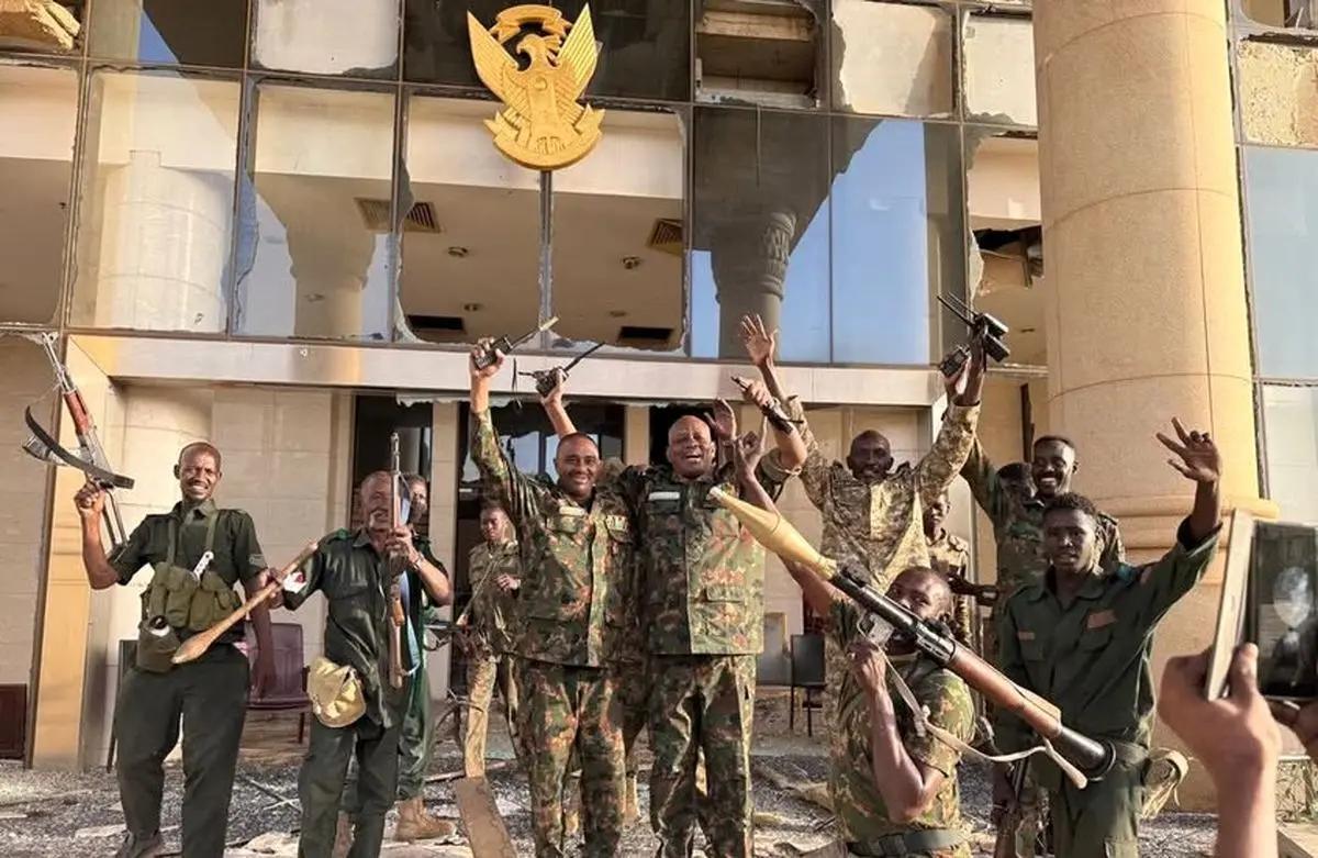 الصومال يرحب بعودة القوات السودانية للقصر الجمهوري الصومال يرحب بعودة القوات السودانية للقصر الجمهوري