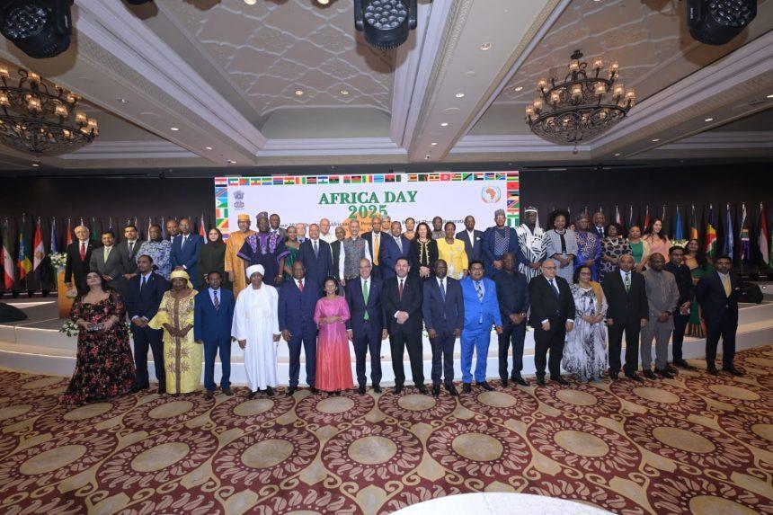 الصومال يبرز حضوره الدبلوماسي في احتفالات يوم أفريقيا بنيودلهي الصومال يبرز حضوره الدبلوماسي في احتفالات يوم أفريقيا بنيودلهي