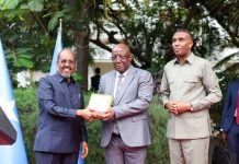 شيخ محمود يختتم برنامج المساءلة الحكومية ويدشّن مكتب تسريع التنفيذ شيخ محمود يختتم برنامج المساءلة الحكومية ويدشّن مكتب تسريع التنفيذ