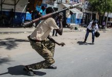 الانقسامات الداخلية فرصة استراتيجية للجماعات المسلحة الانقسامات الداخلية فرصة استراتيجية للجماعات المسلحة