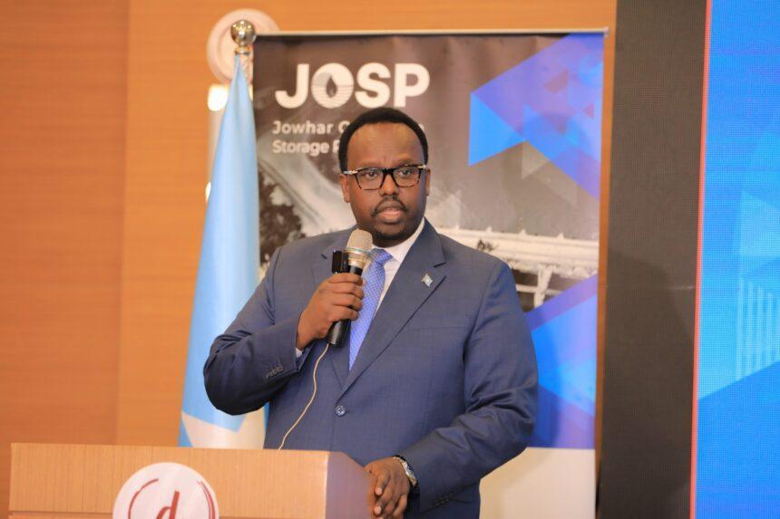 أحمد جامع يفتتح اجتماع حول العمل على تعزيز تنفيذ سد الصبون