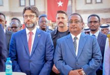 محافظ بنادر يشارك في احتفالات الذكرى 102 لتأسيس الجمهورية التركية محافظ بنادر يشارك في احتفالات الذكرى 102 لتأسيس الجمهورية التركية