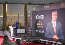 رئيس الوزراء يشيد بدور رجال الأعمال في تنمية الاقتصاد الوطني رئيس الوزراء يشيد بدور رجال الأعمال في تنمية الاقتصاد الوطني