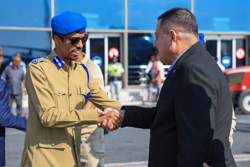 قائد الشرطة يستقبل رئيس مجلس إدارة صندوق شهداء الشرطة العراقية قائد الشرطة يستقبل رئيس مجلس إدارة صندوق شهداء الشرطة العراقية