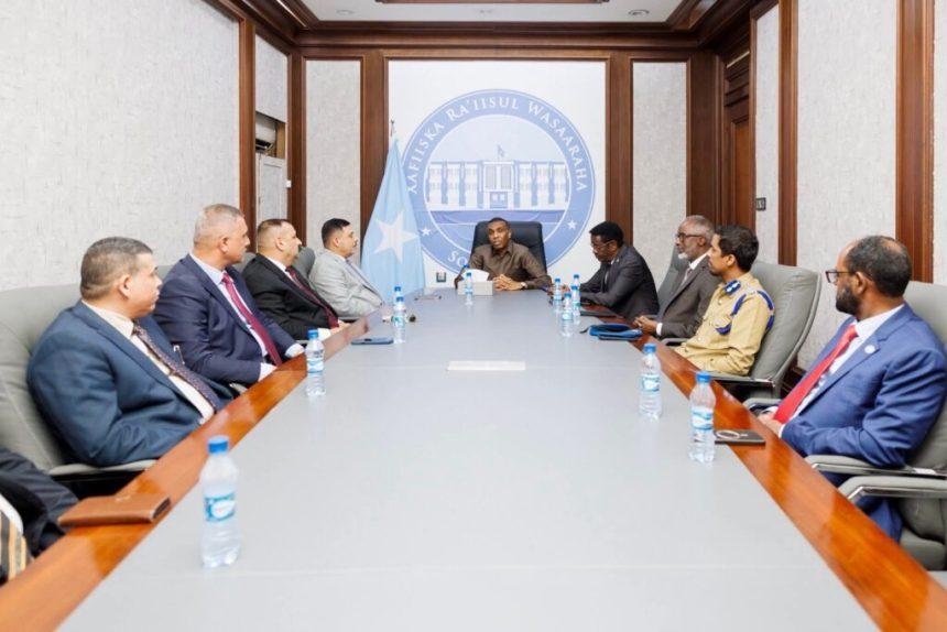 رئيس الوزراء يبحث مع وفد عراقي سبل تعزيز التعاون الثنائي رئيس الوزراء يبحث مع وفد عراقي سبل تعزيز التعاون الثنائي