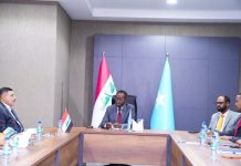 وزير الزراعة يستقبل رجال أعمال ومستثمرين عراقيين وزير الزراعة يستقبل رجال أعمال ومستثمرين عراقيين