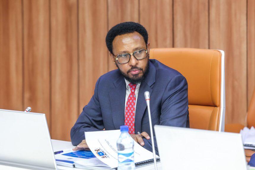 الاقتصاد الصومالي ينمو 4% في 2024 رغم تراجع المساعدات الاقتصاد الصومالي ينمو 4% في 2024 رغم تراجع المساعدات