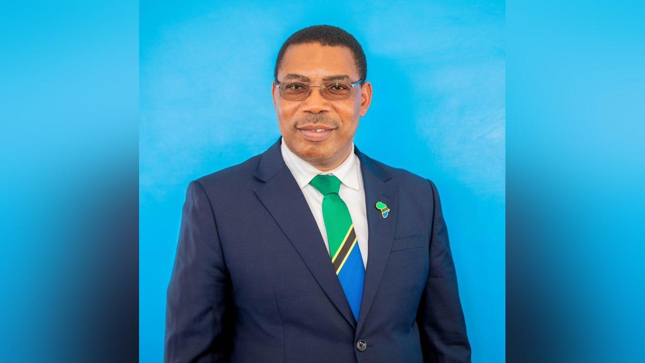 رئيس الوزراء يهنئ نظيره التنزاني ويؤكد حرص الصومال على تعزيز العلاقات رئيس الوزراء يهنئ نظيره التنزاني ويؤكد حرص الصومال على تعزيز العلاقات