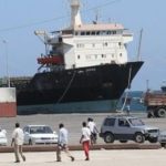 الحكومة تطلق نظام تتبع السفن الواصلة إلى موانئ البلاد الحكومة تطلق نظام تتبع السفن الواصلة إلى موانئ البلاد