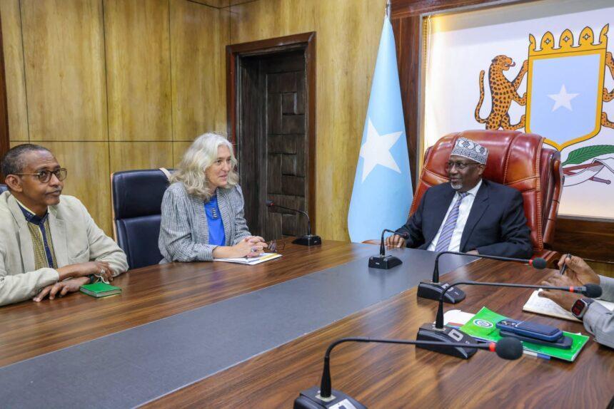 رئيس مجلس الشعب يستقبل سفيرة الاتحاد الأوروبي رئيس مجلس الشعب يستقبل سفيرة الاتحاد الأوروبي