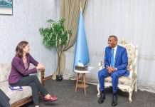 رئيس الوزراء يستقبل وفد المملكة المتحدة ويثمن دعمها لحقوق الإنسان رئيس الوزراء يستقبل وفد المملكة المتحدة ويثمن دعمها لحقوق الإنسان