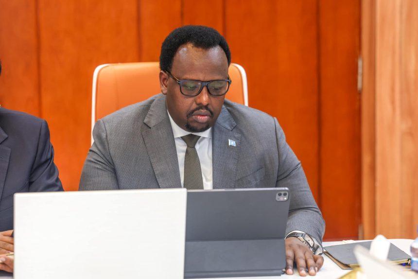 نائب رئيس الوزراء يعزي ضحايا احتجاجات بورما ويشدد على أهمية السلام نائب رئيس الوزراء يعزي ضحايا احتجاجات بورما ويشدد على أهمية السلام