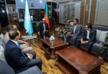 وزير الدفاع يستقبل السفير المصري وزير الدفاع يستقبل السفير المصري