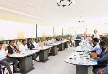 إدارة بنادر تبحث مع مفوضية الانتخابات تسريع إصدار بطاقات الاقتراع إدارة بنادر تبحث مع مفوضية الانتخابات تسريع إصدار بطاقات الاقتراع