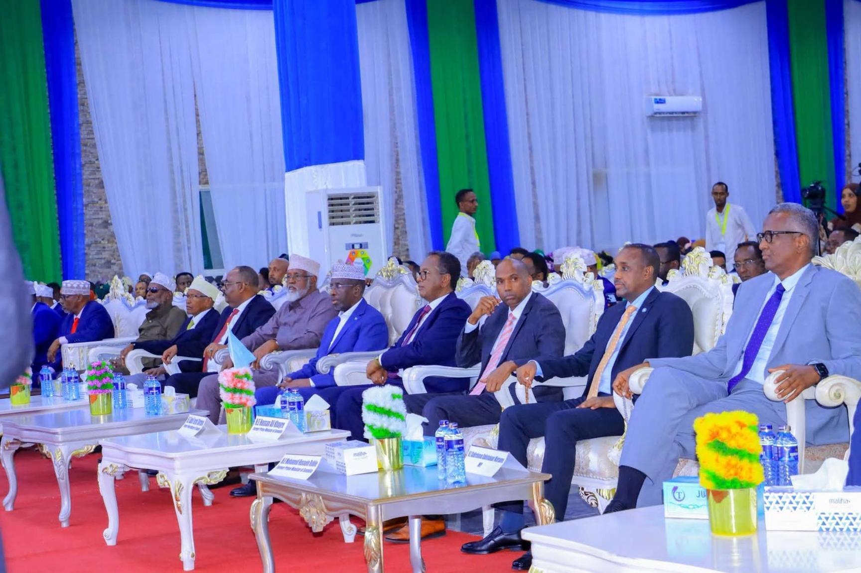 فشل المعارضة في التوصل إلى اتفاق بشأن هيكل مجلس مستقبل الصومال فشل المعارضة في التوصل إلى اتفاق بشأن هيكل مجلس مستقبل الصومال