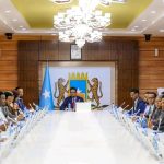 الحكومة توحّد خطابها الإعلامي لتعزيز الثقة ومواجهة التحديات الوطنية الحكومة توحّد خطابها الإعلامي لتعزيز الثقة ومواجهة التحديات الوطنية