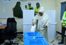 حرم رئيس الجمهورية تدلي بصوتها في انتخابات المجالس المحلية حرم رئيس الجمهورية تدلي بصوتها في انتخابات المجالس المحلية