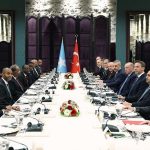 أردوغان ونظيره الصومالي يرأسان اجتماعا موسعا عقب لقاء ثنائي أردوغان ونظيره الصومالي يرأسان اجتماعا موسعا عقب لقاء ثنائي