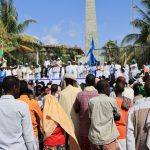 علماء الصومال ينظمون مظاهرة رفضًا للاعتداء الإسرائيلي على وحدة البلاد علماء الصومال ينظمون مظاهرة رفضًا للاعتداء الإسرائيلي على وحدة البلاد