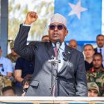 وزير الدفاع يشرف على تخريج وحدات من قوات «النسر» الخاصة وزير الدفاع يشرف على تخريج وحدات من قوات «النسر» الخاصة