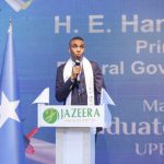 رئيس الوزراء يشارك في حفل تخرج طلاب الدراسات العليا لجامعة السلام رئيس الوزراء يشارك في حفل تخرج طلاب الدراسات العليا لجامعة السلام