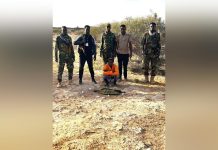 قيادي في مليشيات الشباب يسلم نفسه لقوات دارويش ولاية غلمدغ قيادي في مليشيات الشباب يسلم نفسه لقوات دارويش ولاية غلمدغ