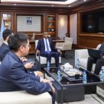 رئيس الوزراء والسفير الصيني يناقشان توسيع التعاون الثنائي رئيس الوزراء والسفير الصيني يناقشان توسيع التعاون الثنائي