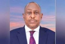 إطلاق سراح السيناتور إيلياس بدال جابوبي بعد أكثر من عام في الاحتجاز إطلاق سراح السيناتور إيلياس بدال جابوبي بعد أكثر من عام في الاحتجاز