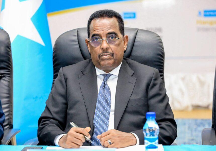 وزير الداخلية يشارك في المؤتمر الأول للجنة الدفاع العليا وزير الداخلية يشارك في المؤتمر الأول للجنة الدفاع العليا