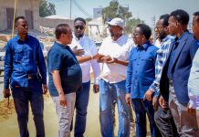 رئيس إدارة بنادر يتفقد محطة تصريف مياه تقاطع فاغح وطريق الجمهورية رئيس إدارة بنادر يتفقد محطة تصريف مياه تقاطع فاغح وطريق الجمهورية