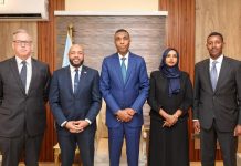 رئيس الوزراء يبحث مع القائم بأعمال السفير الأمريكي تعزيز التعاون رئيس الوزراء يبحث مع القائم بأعمال السفير الأمريكي تعزيز التعاون