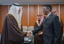 الصومال والسعودية تبحثان تعزيز الشراكة الأمنية ومكافحة الإرهاب الصومال والسعودية تبحثان تعزيز الشراكة الأمنية ومكافحة الإرهاب