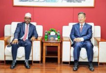 وزير الدفاع يلتقي بسفير جمهورية الصين الشعبية وزير الدفاع يلتقي بسفير جمهورية الصين الشعبية