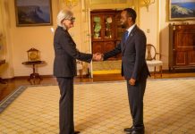 سفير الدولة لدى أستراليا يقدم أوراق اعتماده إلى ممثلة الملك الأسترالي سفير الدولة لدى أستراليا يقدم أوراق اعتماده إلى ممثلة الملك الأسترالي