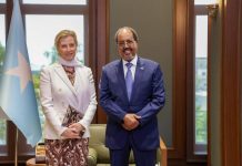 رئيس الجمهورية يستقبل عضوًا من العائلة الملكية البريطانية رئيس الجمهورية يستقبل عضوًا من العائلة الملكية البريطانية