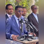 وزراء الحكومة يحذرون المواطنين من التعامل مع مليشيات الشباب وزراء الحكومة يحذرون المواطنين من التعامل مع مليشيات الشباب