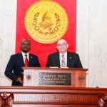 وزارة البترول وولاية فرجينيا الأمريكية توقعان مذكرة تفاهم وزارة البترول وولاية فرجينيا الأمريكية توقعان مذكرة تفاهم