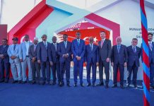 الرئيس الصومالي يستقبل سفينة تشاغري بي لبدء التنقيب الرئيس الصومالي يستقبل سفينة تشاغري بي لبدء التنقيب